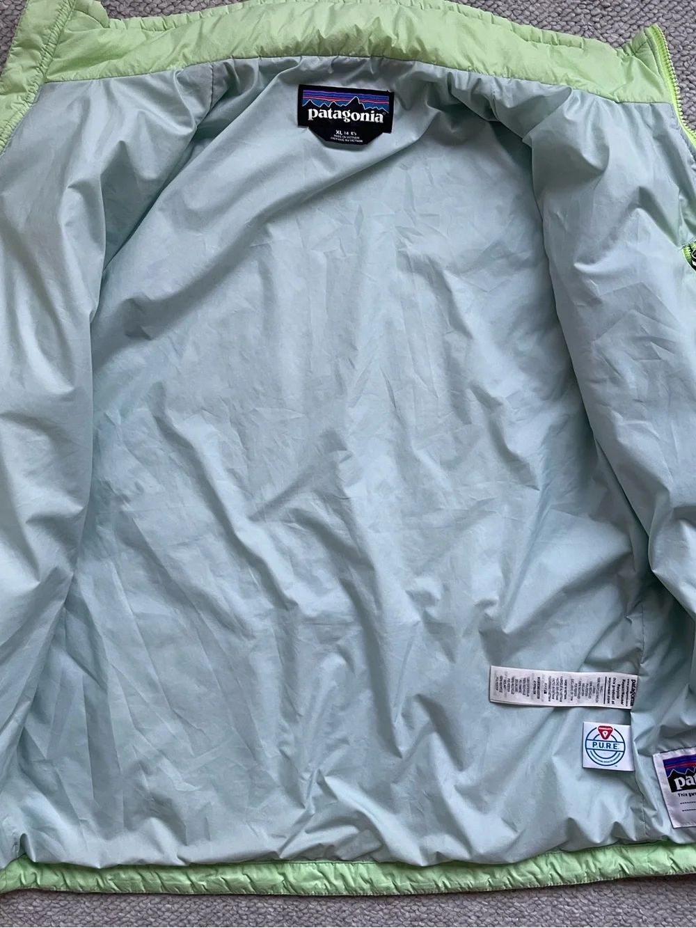 Patagonia Kids Nano Puff Brick Quilted Jacket, Salamander Green, Size XL (14)